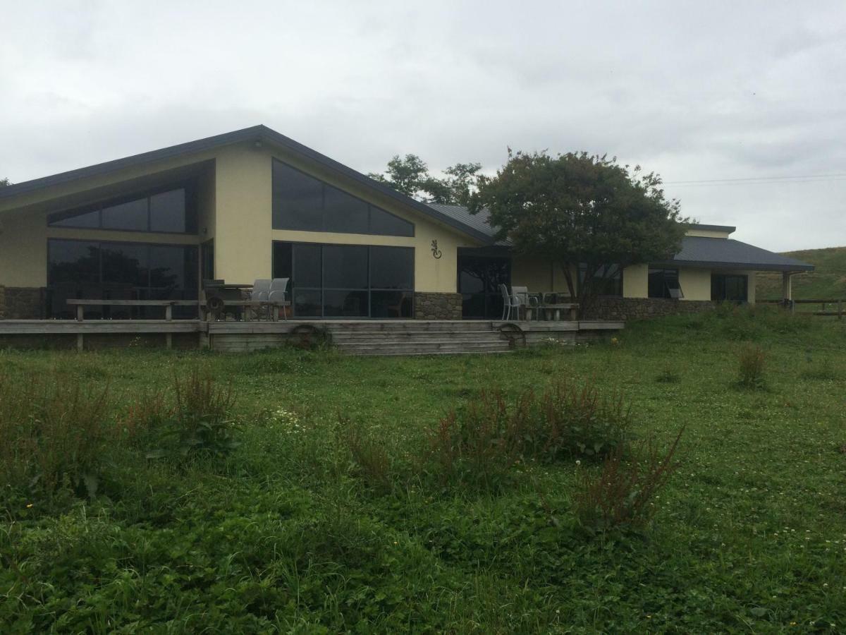 Willa Waiotahe Dairy Farm Hideout Waiotahi Zewnętrze zdjęcie